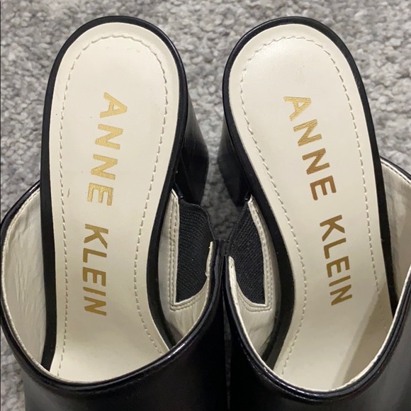 Anne Klein Black Mules / Clogs NWOT! - Picture 9 of 10